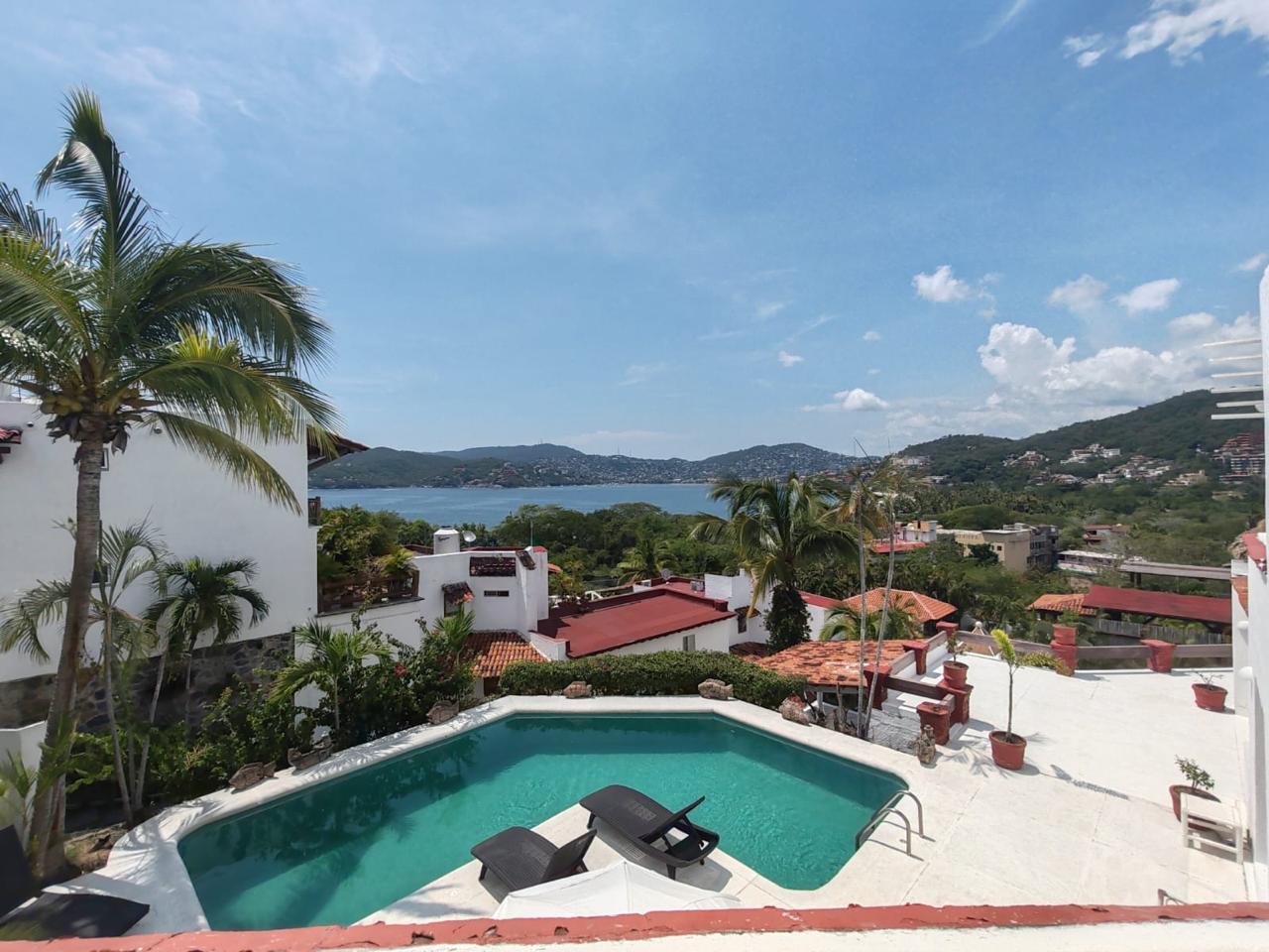 Villa 1 Punta Marina Zihuatanejo